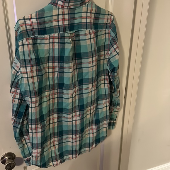 American eagle button down (L) - Picture 2 of 4